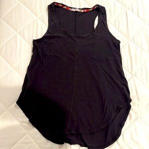 Anthropologie size M (runs big) Pure and Good tank